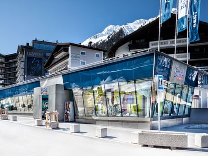 Bründl Sports shop Pardatschgratbahn in Ischgl 